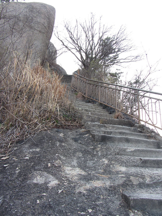 木浦市．儒達山 登山路