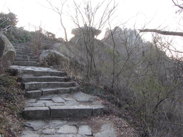 木浦市．儒達山 登山路