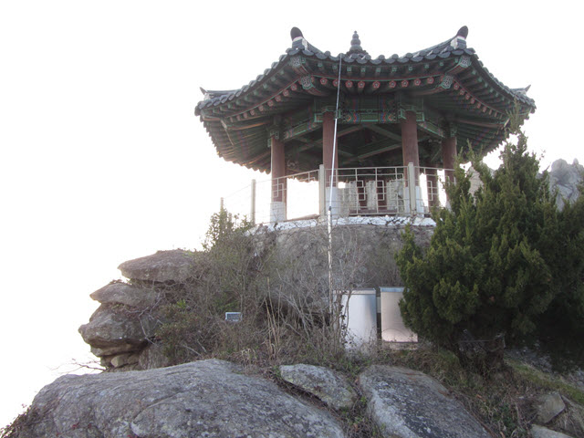 木浦市．儒達山 觀雲閣  (관운각)