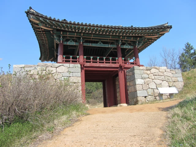 全羅南道．莞島 清海鎮遺址 內城門